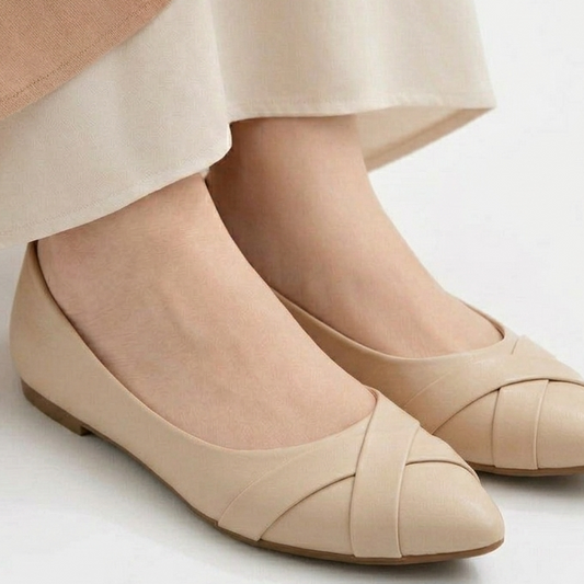 Pointed-Toe Criss-Cross Flats.