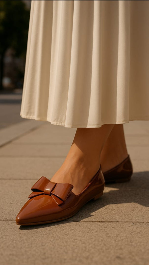 Glossy Bow-Front Ballerina