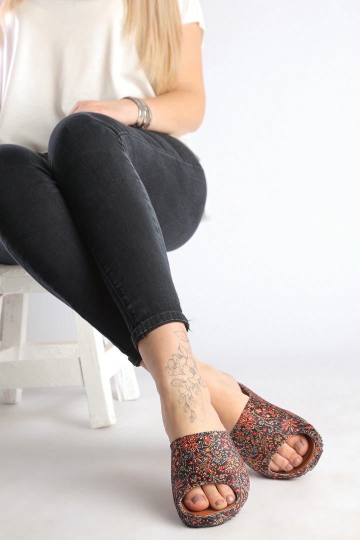 Patterned Slipper Plants Fistival