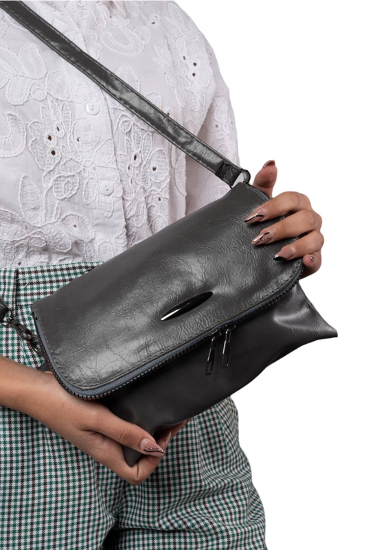 08422 Gray