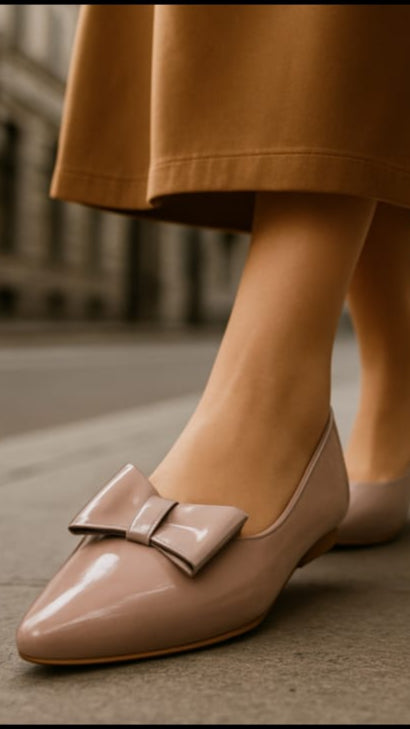 Glossy Bow-Front Ballerina