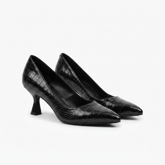 Elegant Textured Pointed-Toe Pump