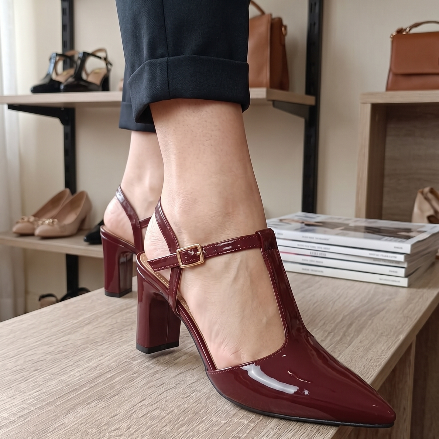 Podia Classic Pointed-Toe Pumps