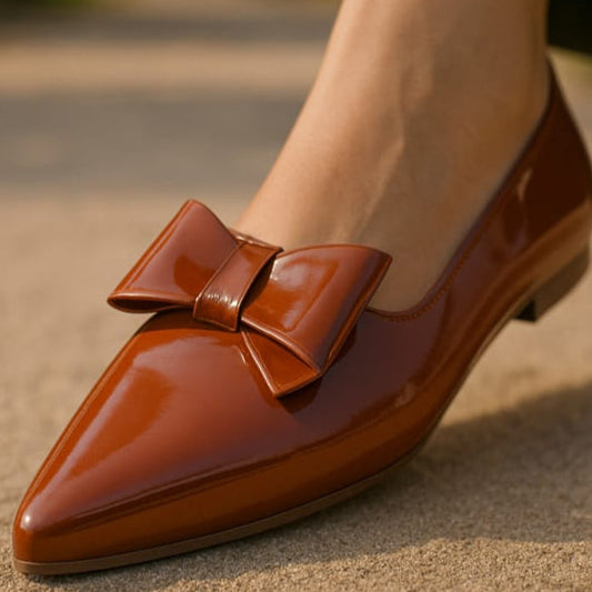 Glossy Bow-Front Ballerina