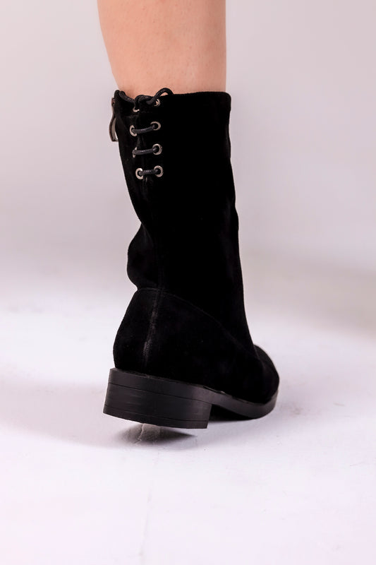 Black Zipped Boots