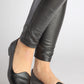 Black Wavy Flat